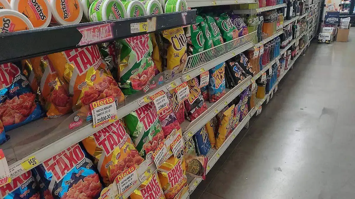 cuando inicia la prohibicion de la comida chatarra en escuelas